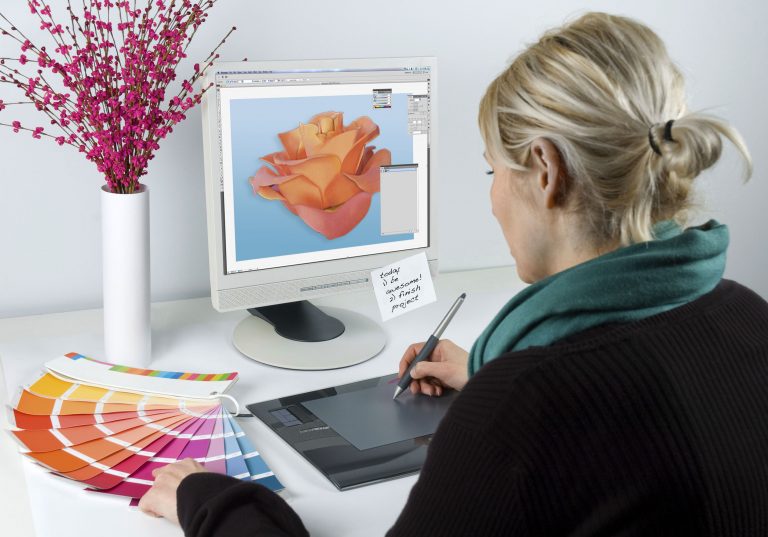 Graphic-Designer1